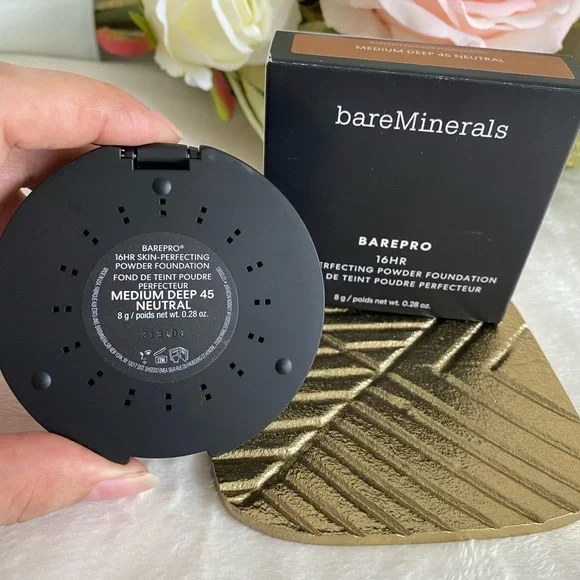 bareMinerals BAREPRO Medium Deep 45 Neutral Powder Foundation - Picture 3 of 7